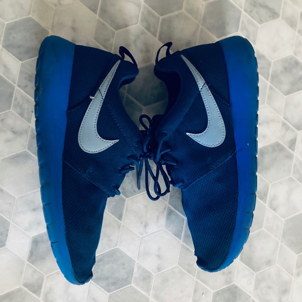 University Blue Nike Roshe Run One
